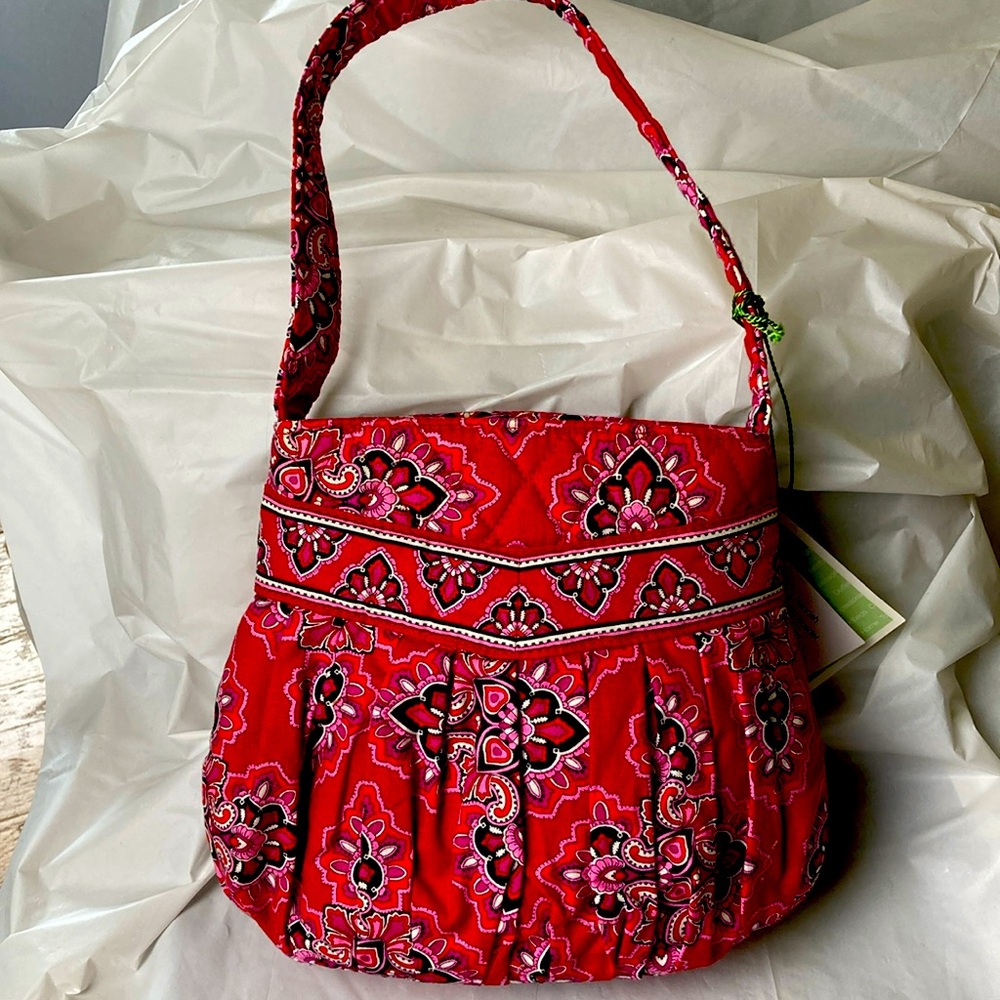 Vera Bradley NWT Red design print bag